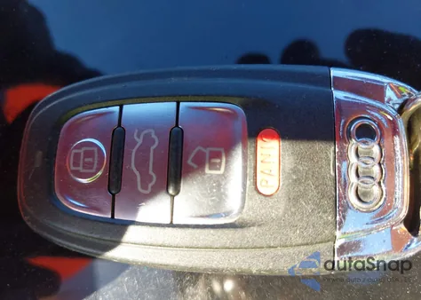 2014 Audi A4 2.0T Premium z USA, uszkodzony, nr VIN WAUFFAFL3EN018984